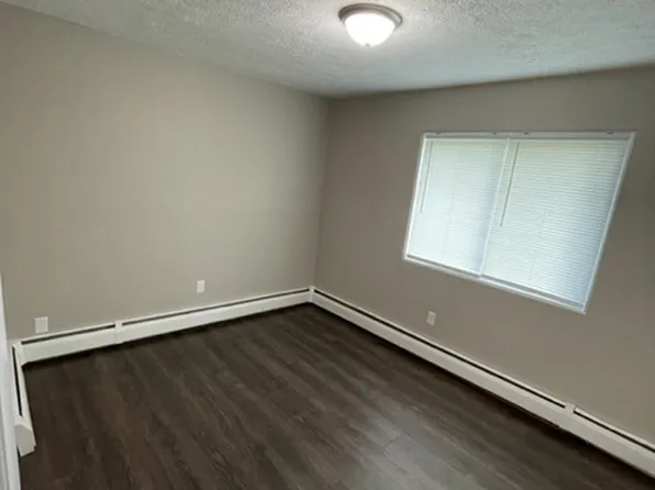 517 Hawley St #11, Marquette, MI 49855