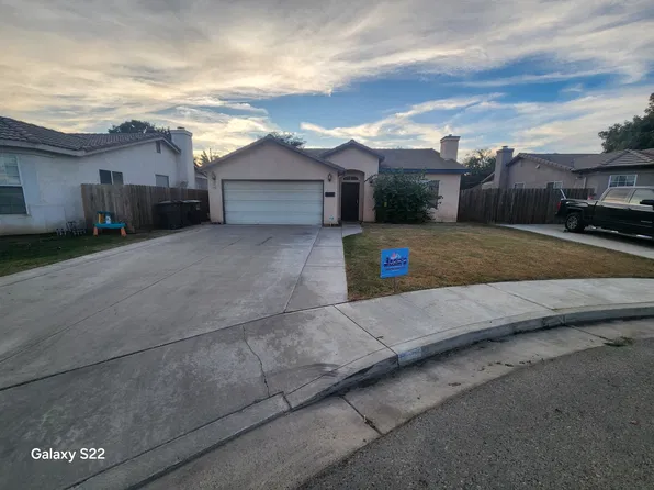 2141 N Duke Ct, Visalia, CA 93291