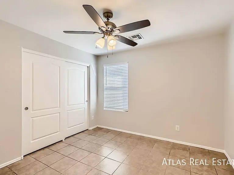 13917 W Country Gables Dr — Photo 9