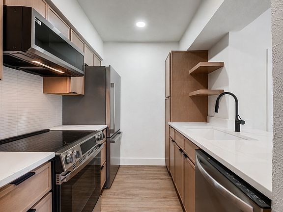 3rd image of 4020 Holland Ave APT 211