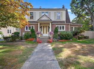 67 Texel Dr, Springfield, MA 01108