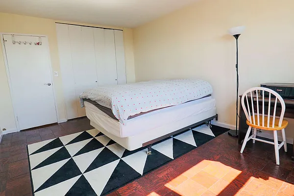 Sold by Century Homes Realty Group LLC | media 24