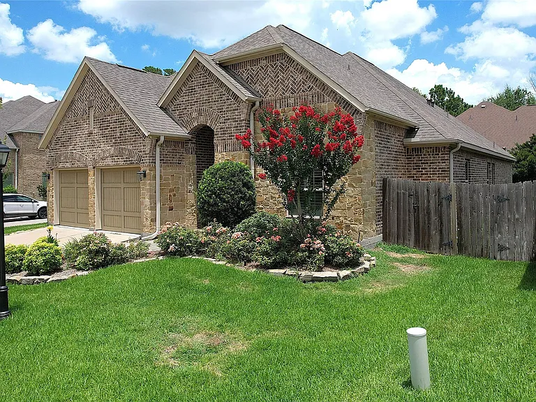 8870 Van Allen Dr — Photo 3