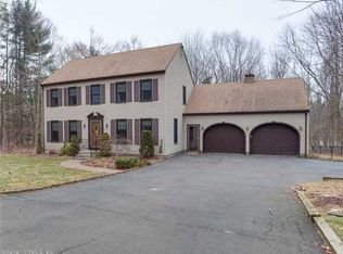 348 Grieb Rd, Wallingford, CT 06492