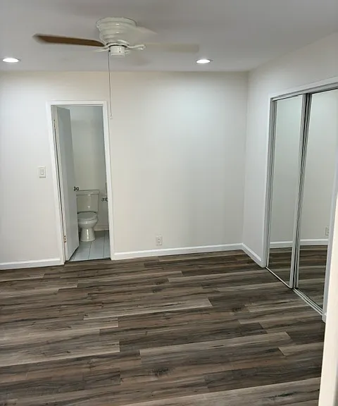 5336 Kester Ave — Photo 15