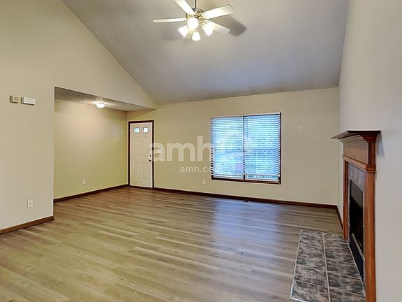 4th image of 821 Whitehead Dr