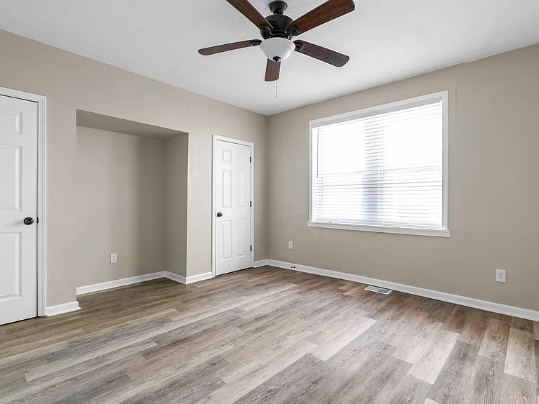 3932 Missouri Ave — Photo 10