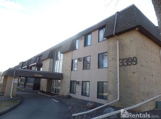 3399 Kent St APT 102, Shoreview, MN 55126