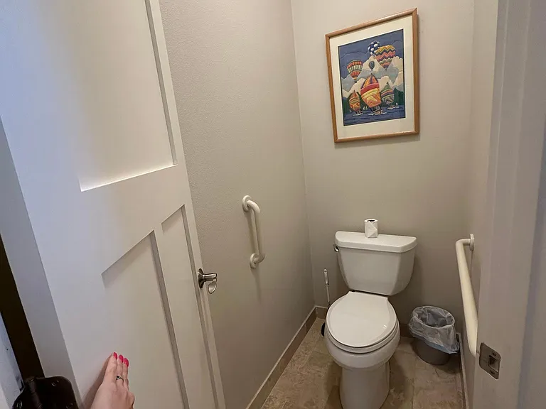 Master Bedroom Bathroom