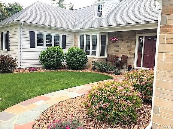 Walkway in front