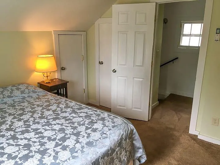 Upstairs bedroom entrance.