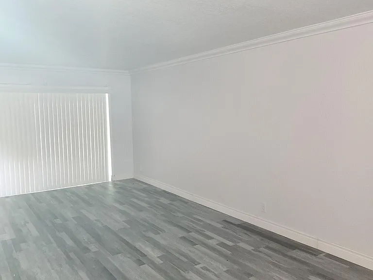 8000 Fairview Dr #301 — Photo 2