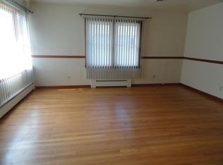 3639 Condit St, Highland, IN 46322