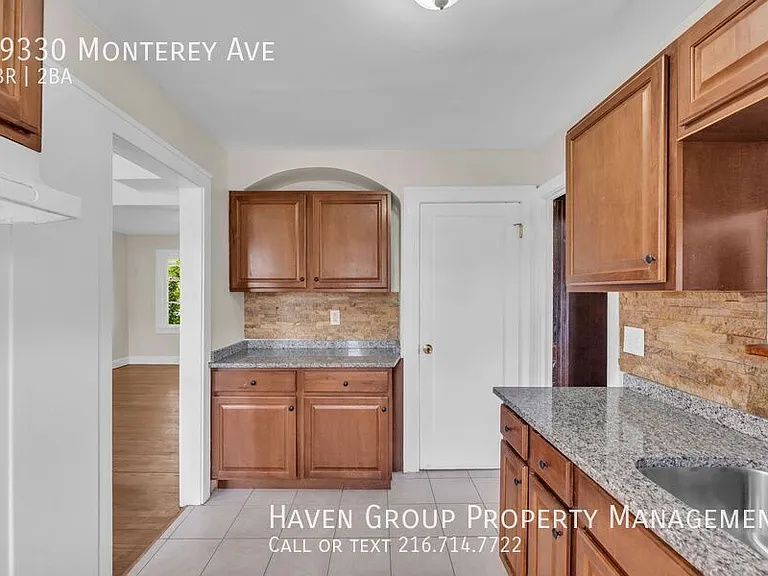 19330 Monterey Ave — Photo 9