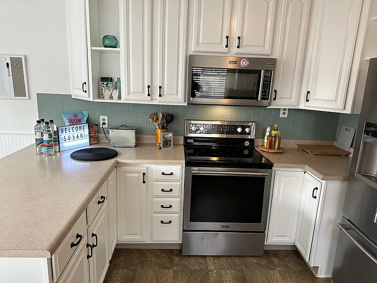 817 Walnut St — Photo 4