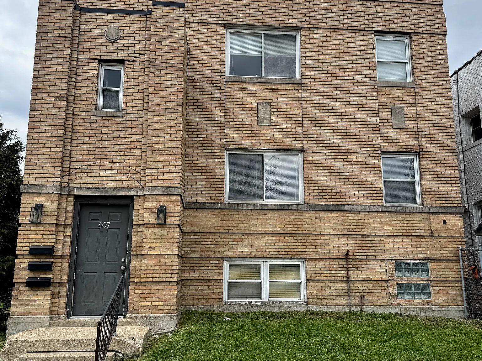 2 bed, 950 sqft, $1,295 — Photo 4