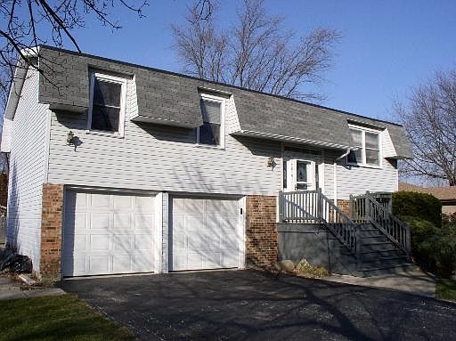 1st image of 7810 W Kingston Dr