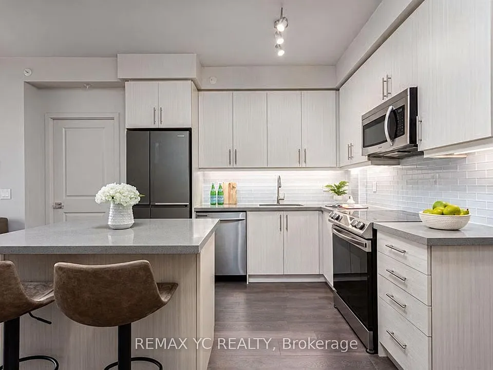 75 Oneida Cres #1012