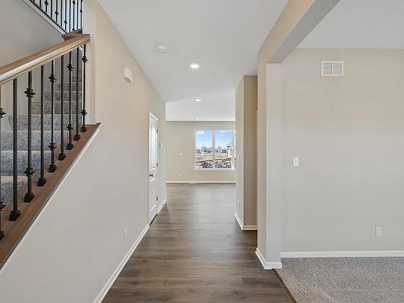 3rd image of 5641 Tanager St