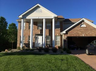 169 Riverwood Park Dr, Florissant, MO 63031