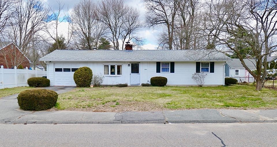1st image of 15 Dresser Ave