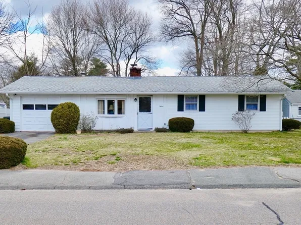15 Dresser Ave, Holbrook, MA 02343