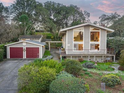 1125 Schuman Ln, Petaluma, CA, 94952