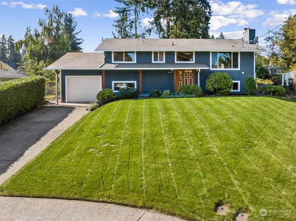 3903 NE 11th Court, Renton, WA 98056