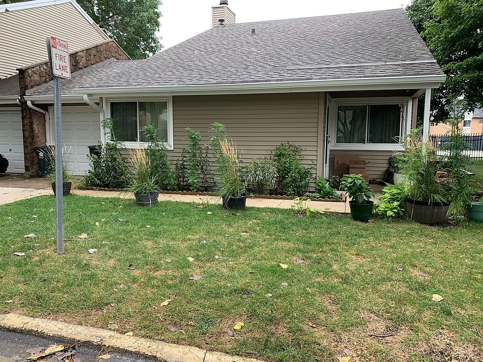 1st image of 1208 N Isle Royal Cir
