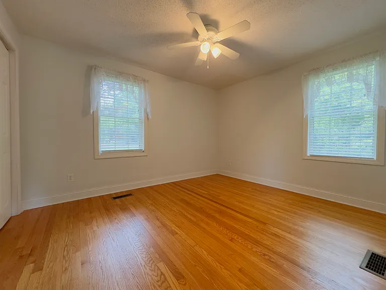 1158 Hartford Tpke #1 — Photo 20
