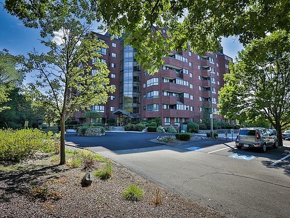 2nd image of 200 Burkhall St Unit 705