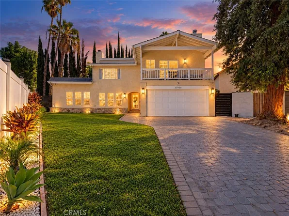 22828 Hartland St, West Hills, CA 91307