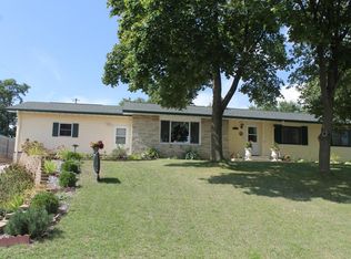 223 11th Ave N, Onalaska, WI 54650