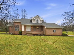 22510 Dogwood Ln, Circleville, OH 43113