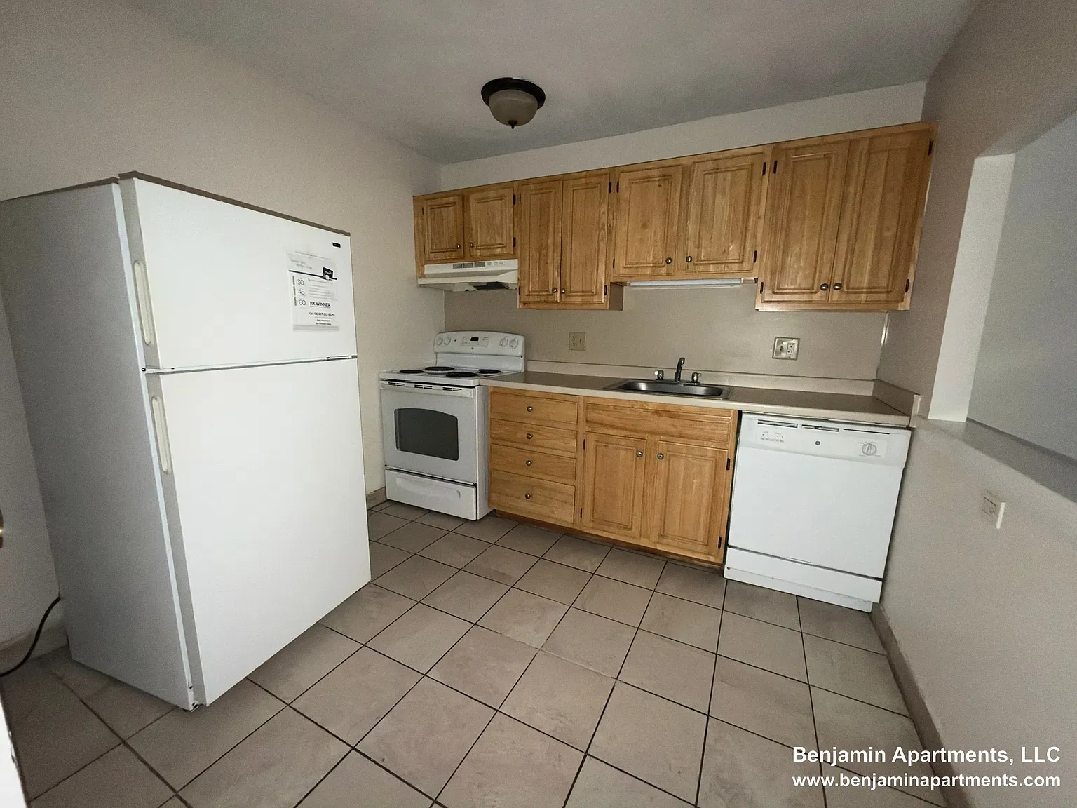 84 Gardner St — Photo 4