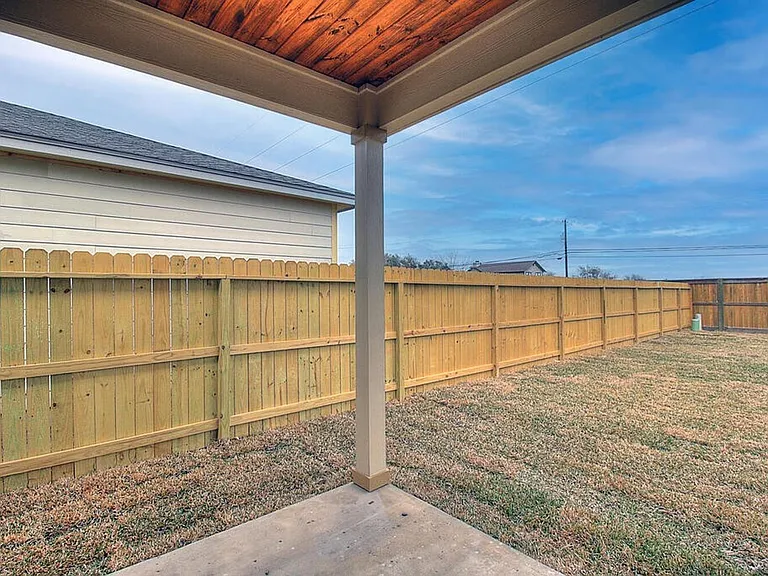 7530 Sable Creek Dr — Photo 33