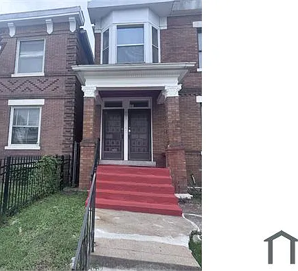 4728 McMillan Ave #2