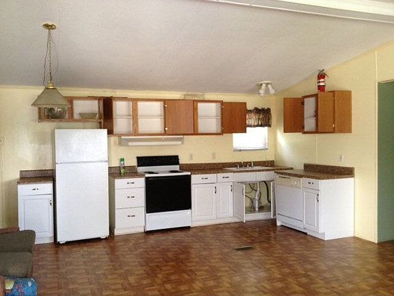2nd image of 1214 Lee Road 36