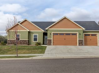6803 University Ave N, Williston, ND 58801