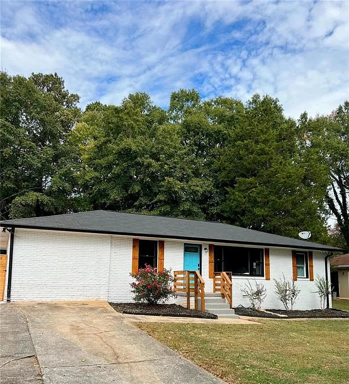 3 bed, 2.0 bath, 1686 sqft, $3,000 — Photo 1