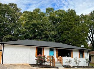 695 Kennesaw Dr SE, Smyrna, GA 30080