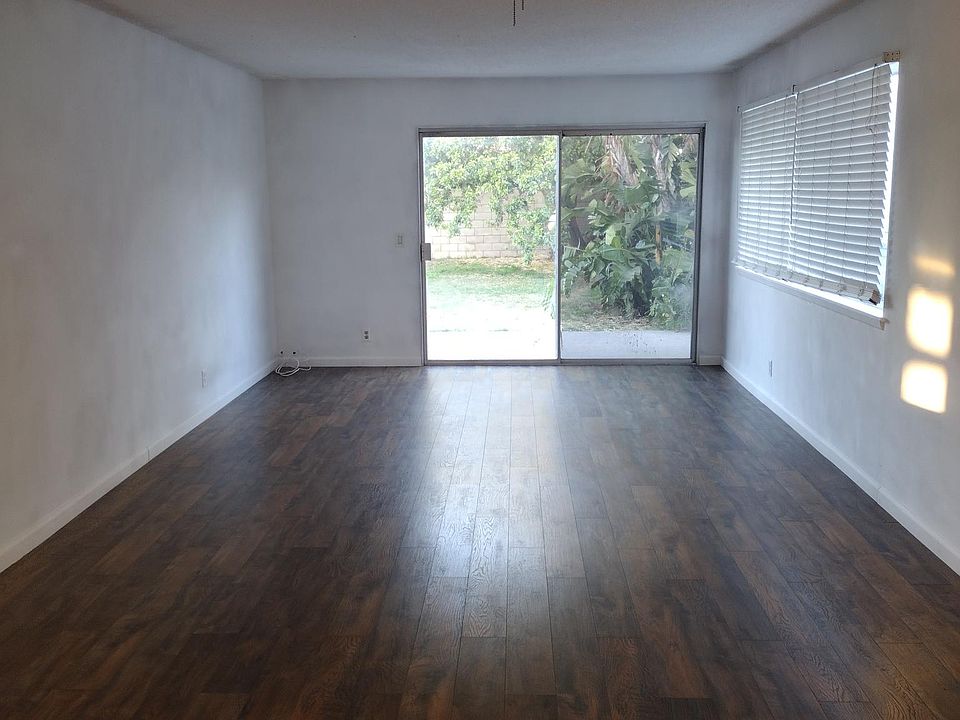 1st image of 246 Albert Pl