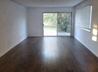 246 Albert Pl, Costa Mesa, CA 92627