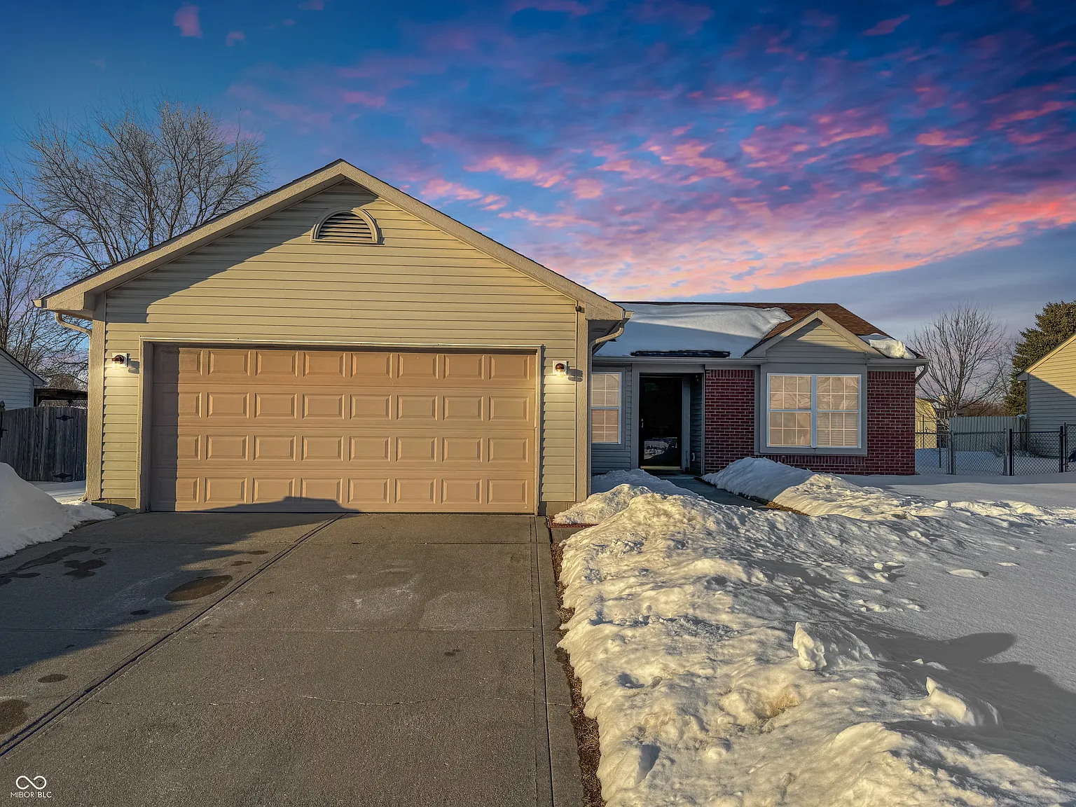 106 Broad Leaf Pl photo 1
