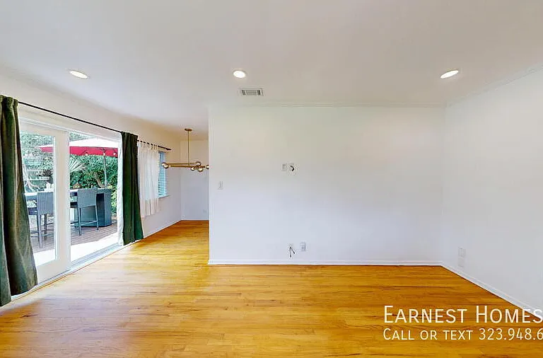 1410 Dartmouth Dr — Photo 9