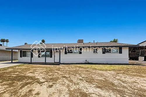 7005 N 76th Dr Photo 1 7005 N 76th Dr Photo 1