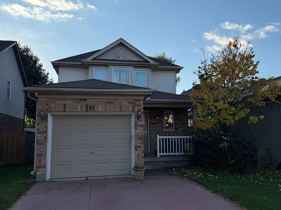 75 Rossmore Ct