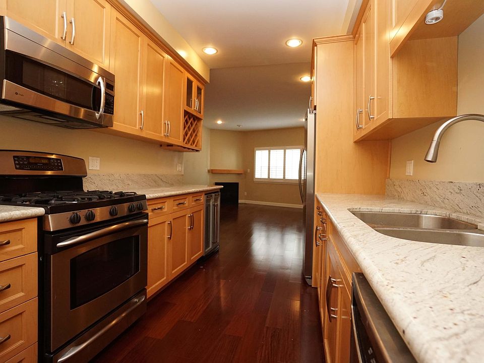 1st image of 1818 Glendon Ave APT 102
