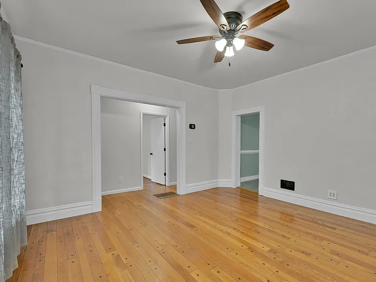 30 W Jackson Rd — Photo 8