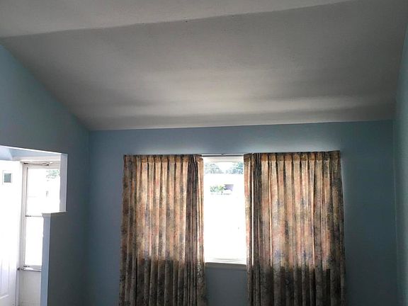 4th image of 6911 Betsy Ross Dr